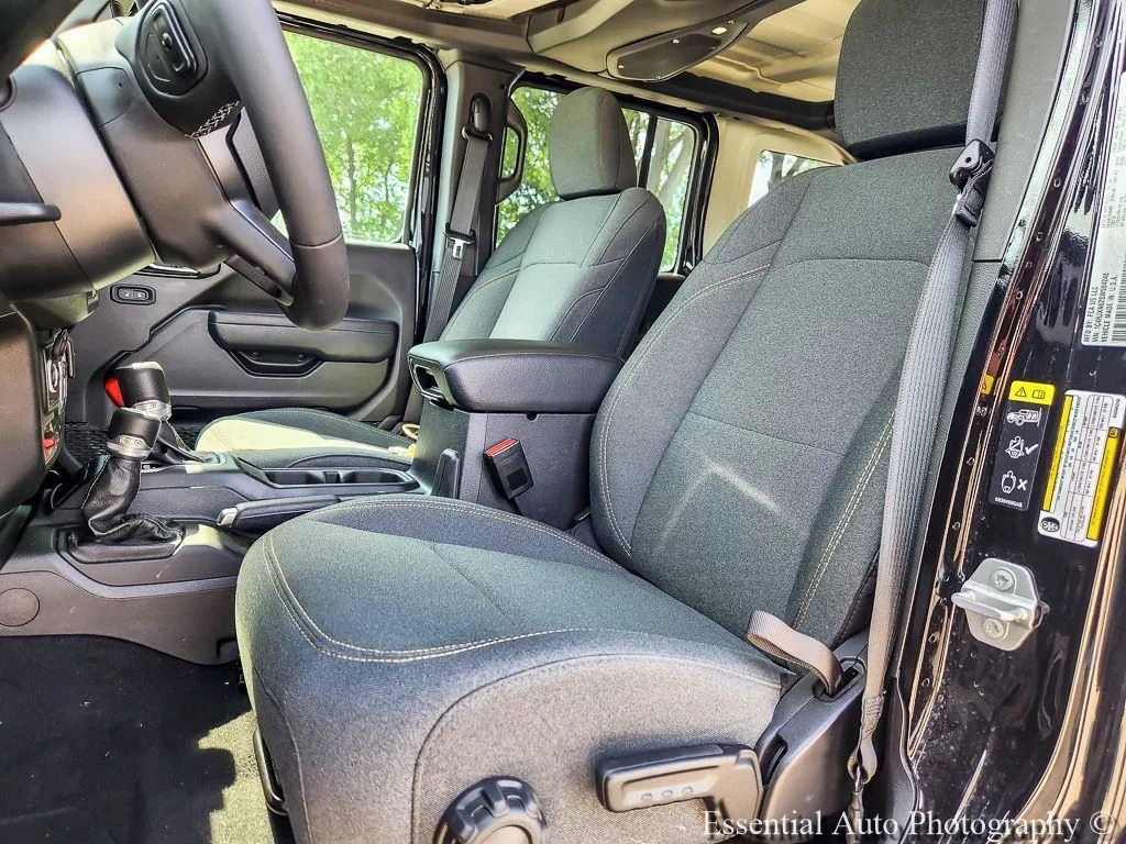 Certified Used 2025 Black Jeep Willys 4xe image 10