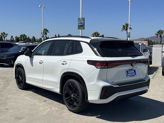New 2026 White/off-white Volkswagen 2.0T SE R-Line Black image 3