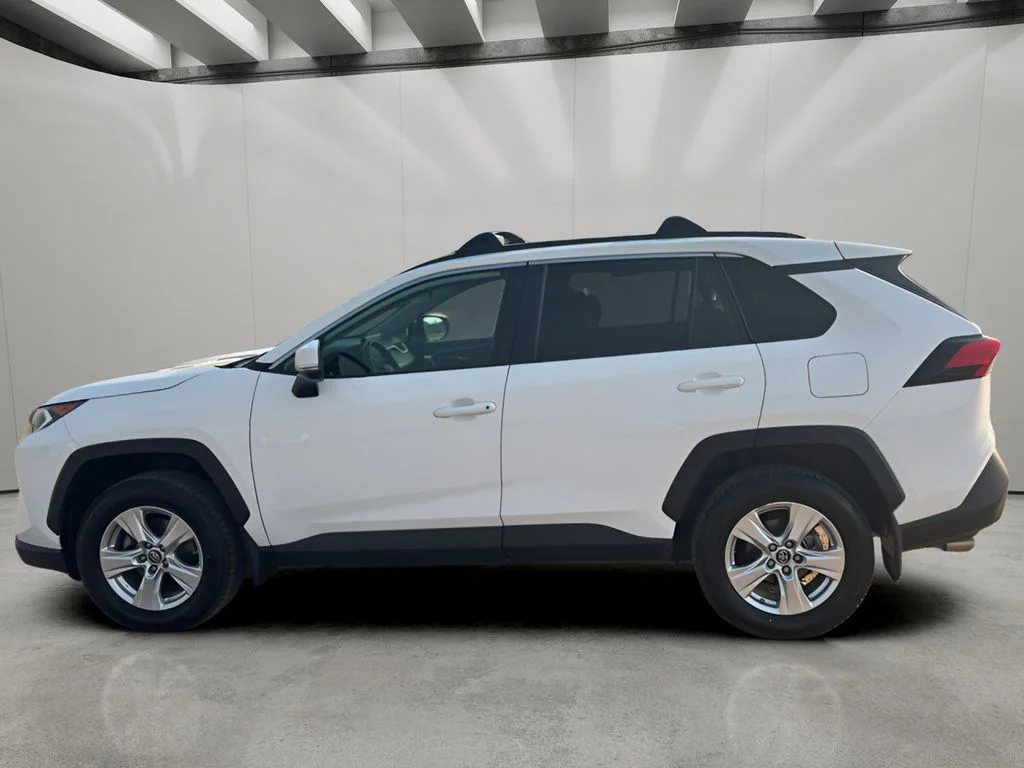 Used 2019 Toyota RAV4 XLE with VIN 2T3P1RFV4KC010601 for sale in Sterling, CO