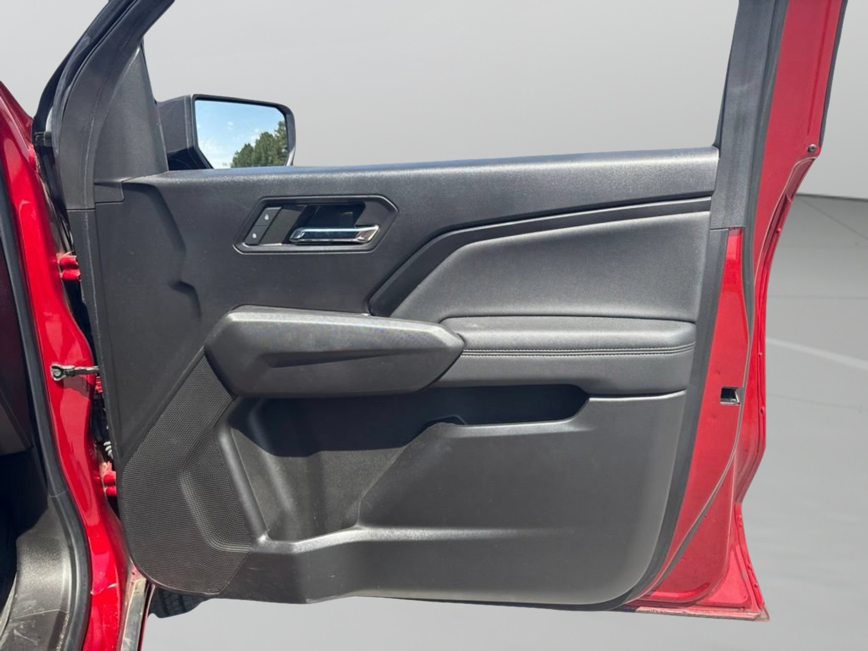 Used 2023 Radiant Red Tintcoat Chevrolet 2WD LT image 27