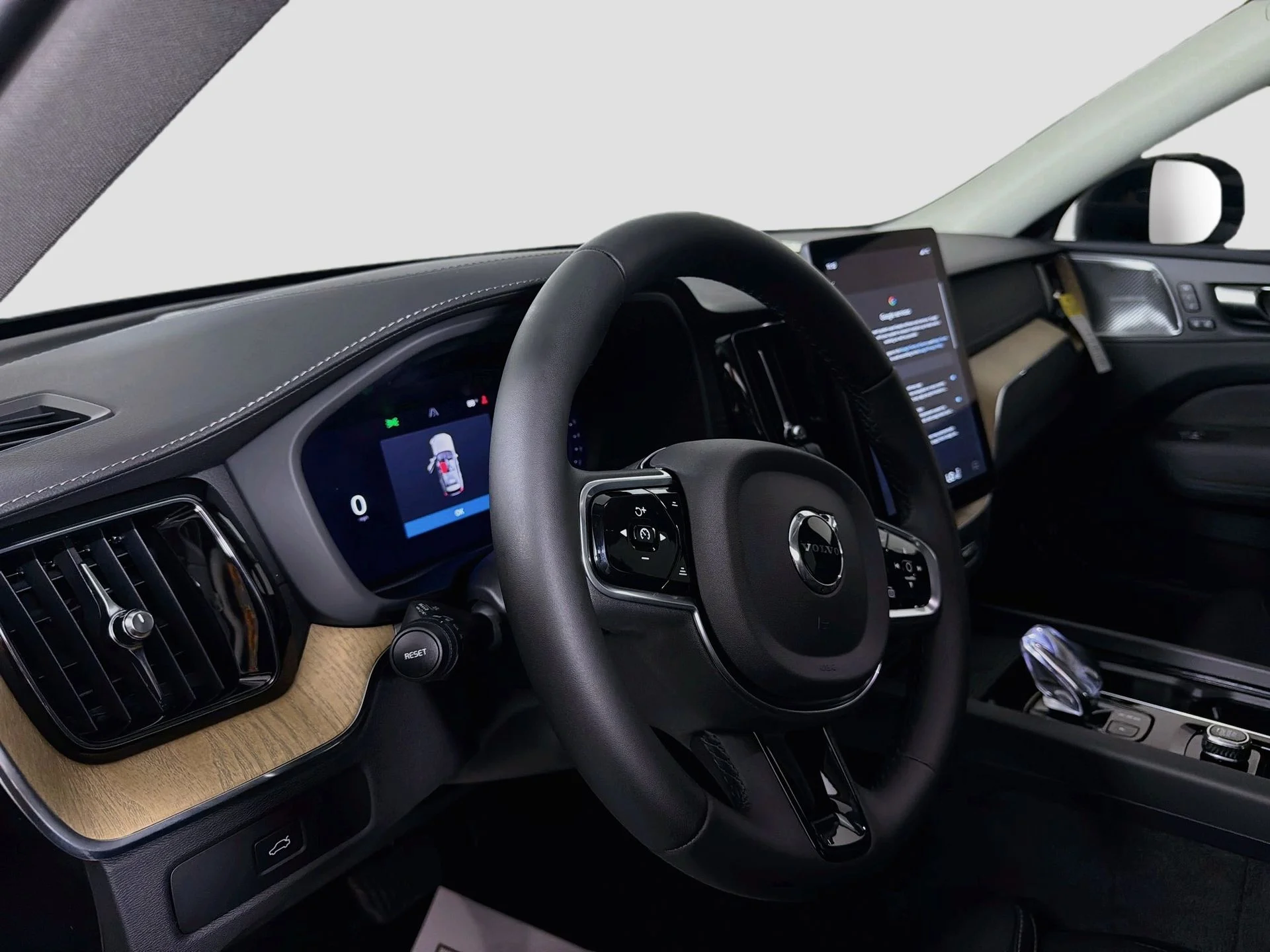 New 2026 Crystal White Volvo Ultra image 9