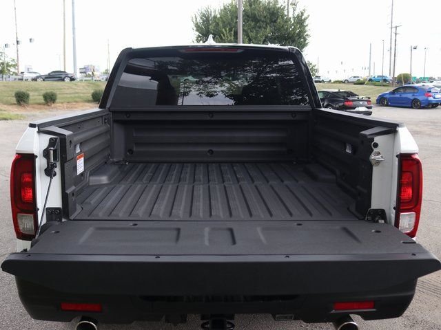 2025 Honda Ridgeline Sport - Photo 27