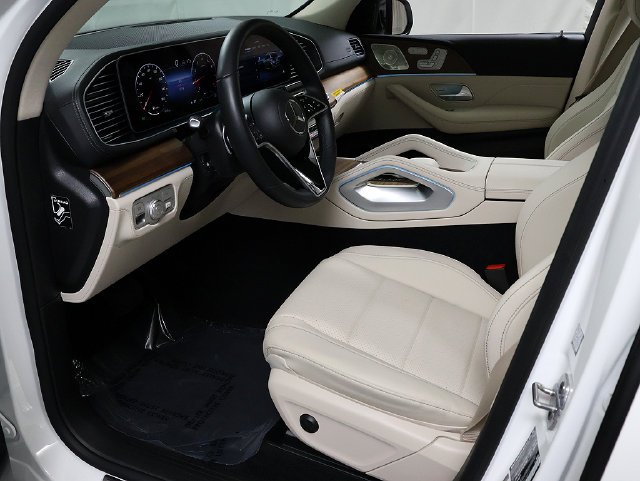 Certified Used 2026 Polar White Mercedes-Benz GLE 350 image 11