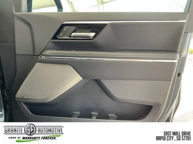 2025 GMC Sierra EV Denali - Photo 22
