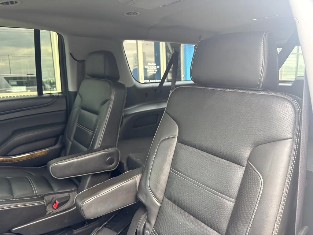 Used 2017 White GMC Denali image 42