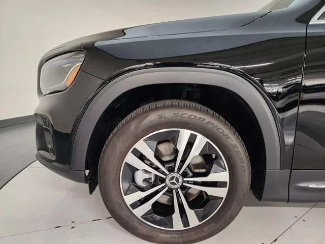 2025 Mercedes-Benz GLB Base - Photo 11