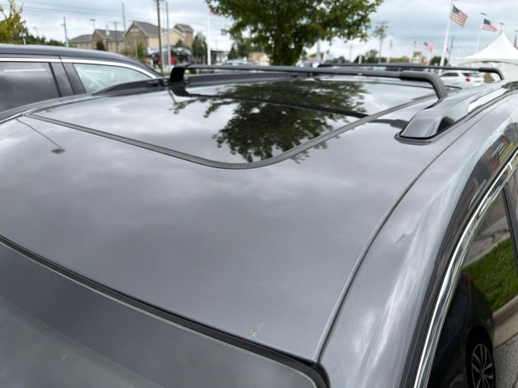Used 2021 Gray Jeep Overland image 8