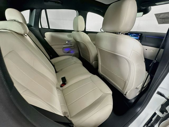 New 2026 Polar White Mercedes-Benz GLA 250 image 27
