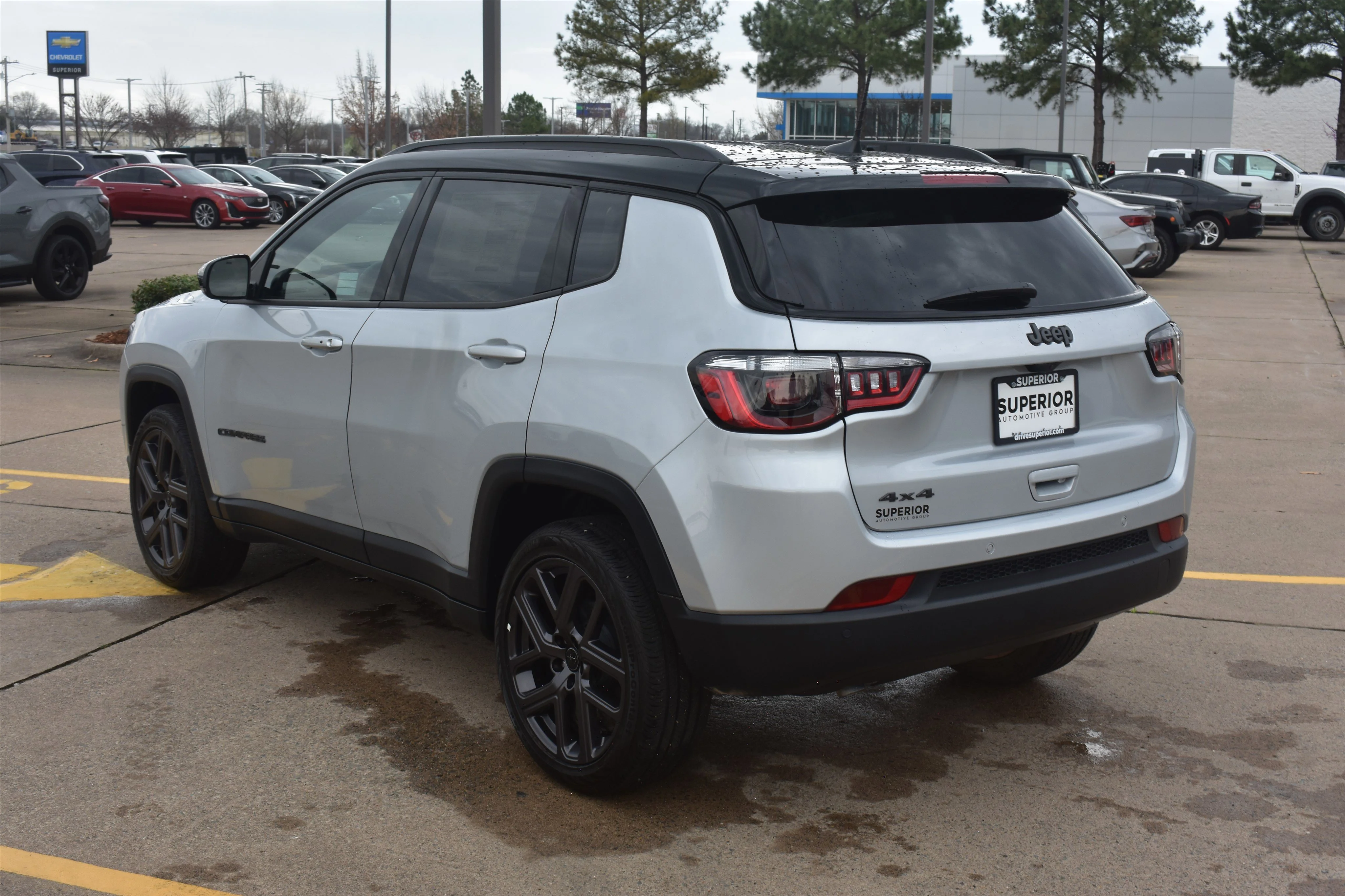 New 2026 Silver Zynith Metallic Clearcoat Jeep Limited Altitude image 8
