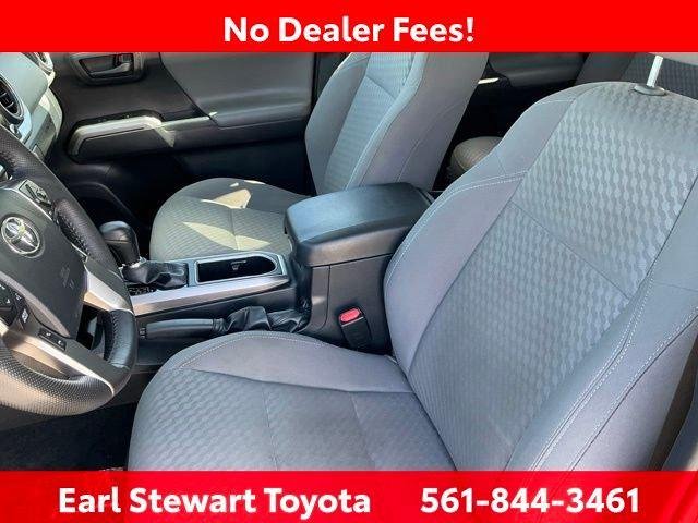 Certified Used 2023 MAGNETIC GRAY MET. Toyota  image 18