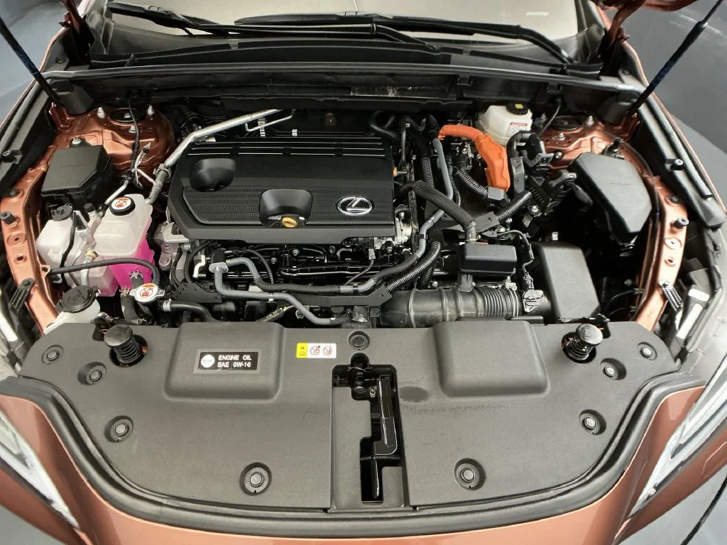 Used 2025 Copper Crest Lexus 350h Luxury image 32