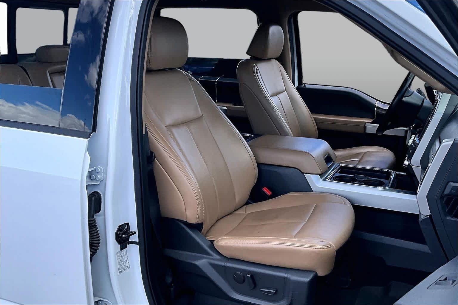 Used 2022 Oxford White Ford LARIAT image 7