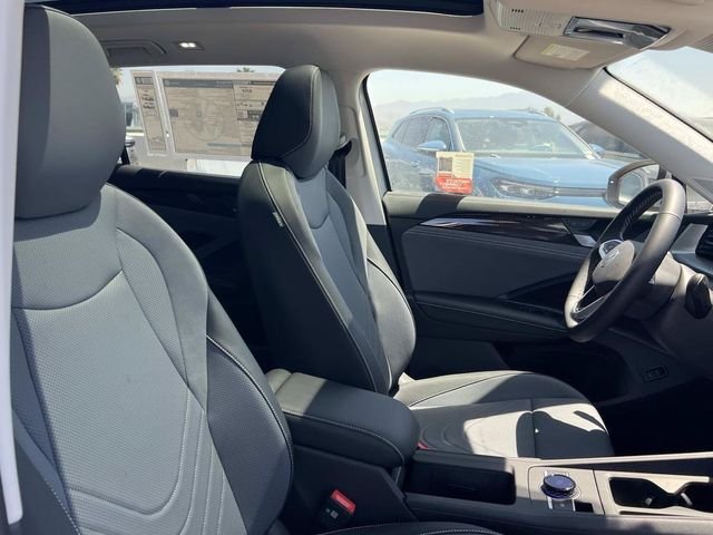 New 2026 Black Volkswagen 2.0T SE image 32