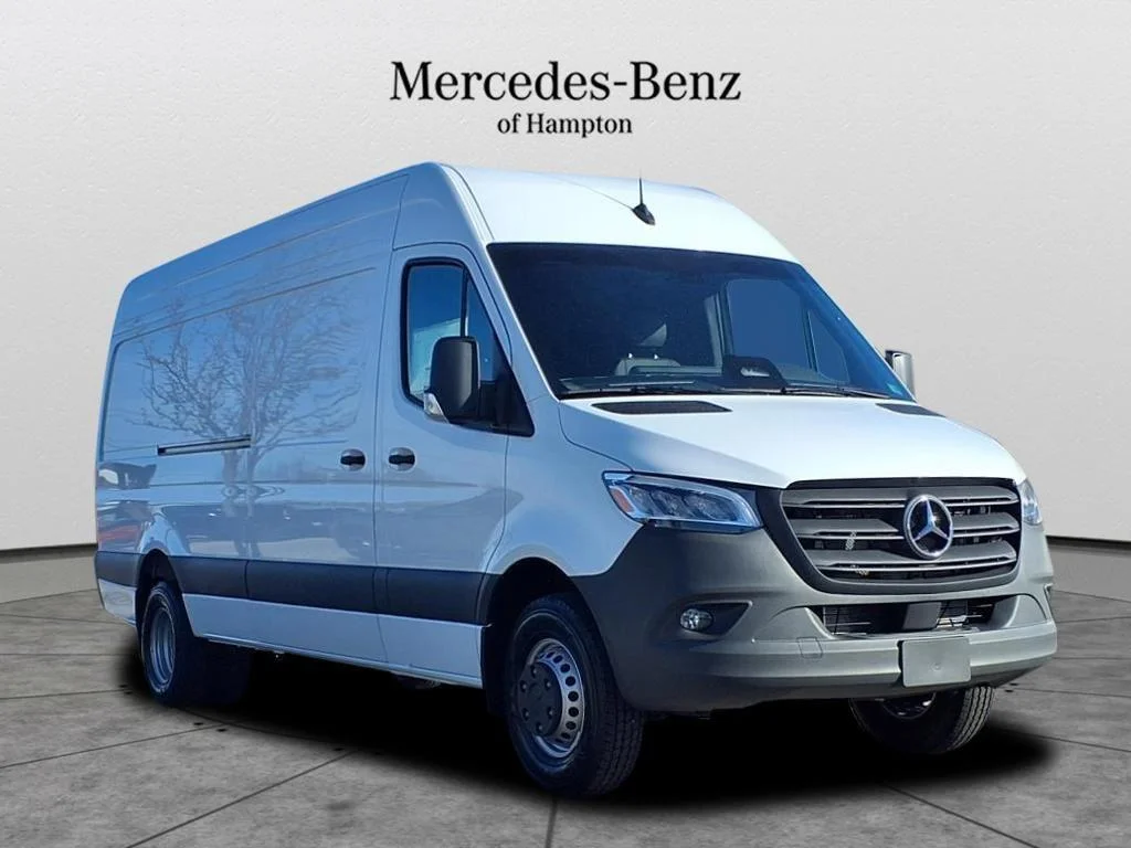 2025 Mercedes-Benz Sprinter 3500XD 170 WB HO High Roof's photo