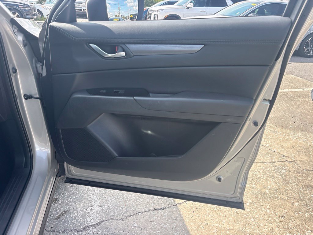 2025 Mazda CX-5 S Preferred package - Photo 23