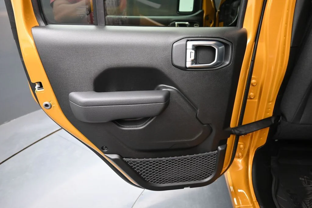 New 2026 Goldilocks Exterior Paint Jeep Sport S image 19