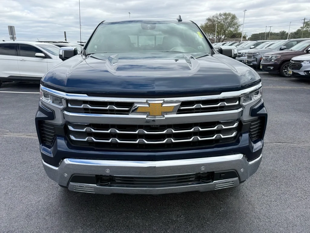 2023 Chevrolet Silverado 1500 LTZ - Photo 8