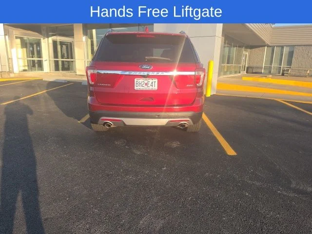 Used 2017 Ruby Red Metallic Ford Limited image 3