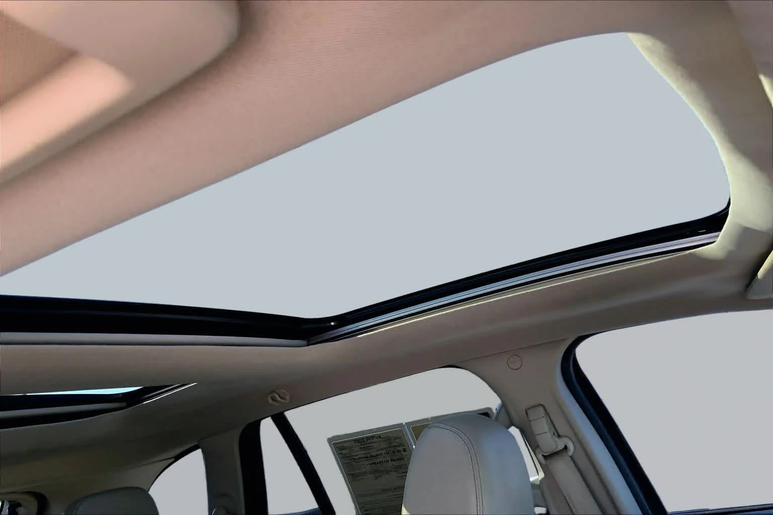 Used 2013 Mineral Gray Metallic Ford SEL image 13