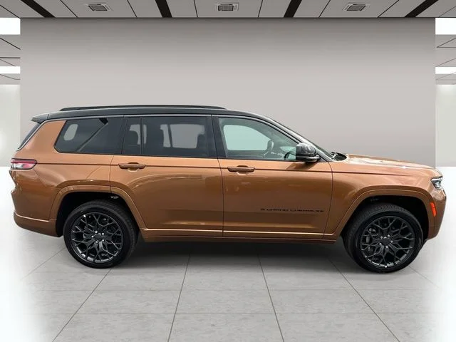 New 2026 Copper Shino Metallic Clear-Coat Exterior Paint Jeep Summit image 2