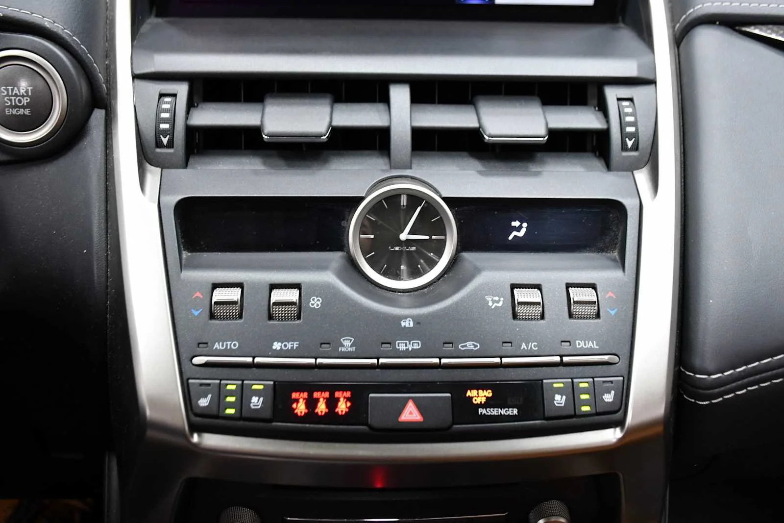 Used 2021 Nori Green Pearl Lexus  image 21