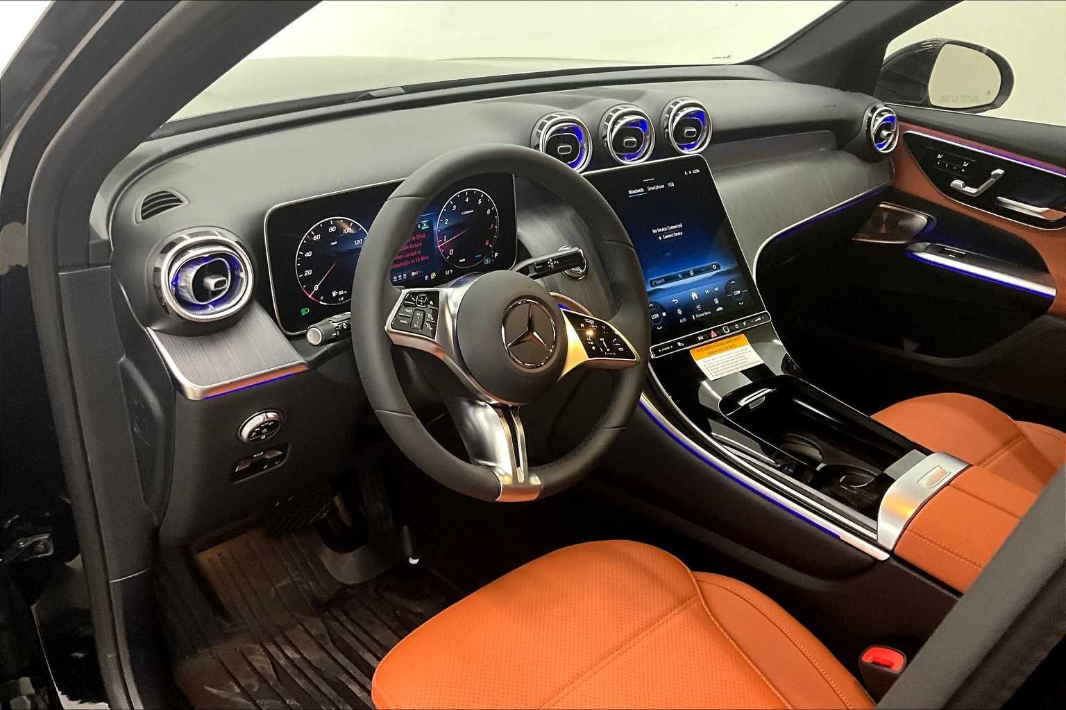 New 2026 Black Mercedes-Benz GLC 300 image 8