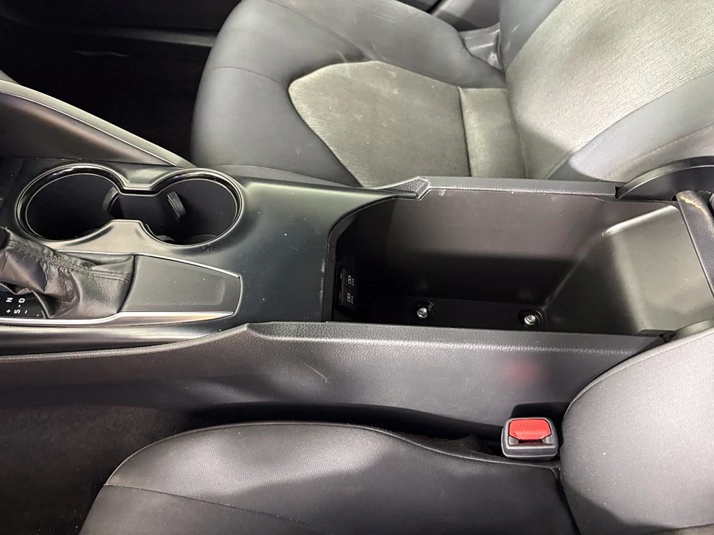 Used 2020 Red Toyota LE image 28