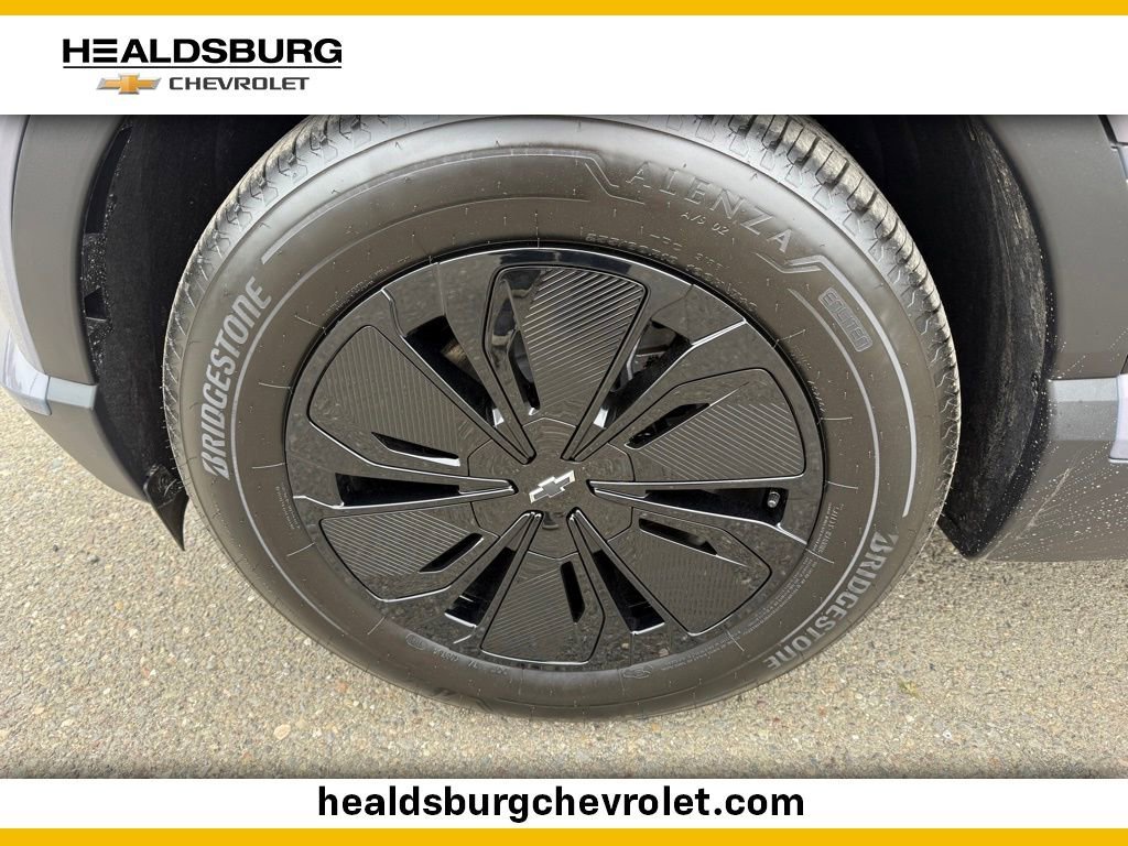 New 2026 Galaxy Gray Metallic Chevrolet LT image 27