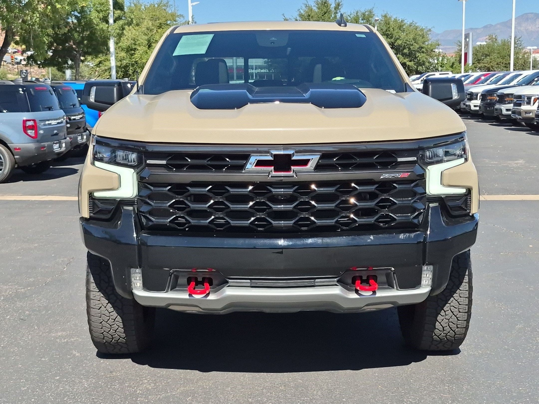Used 2022 Sand Dune Metallic Chevrolet ZR2 image 9