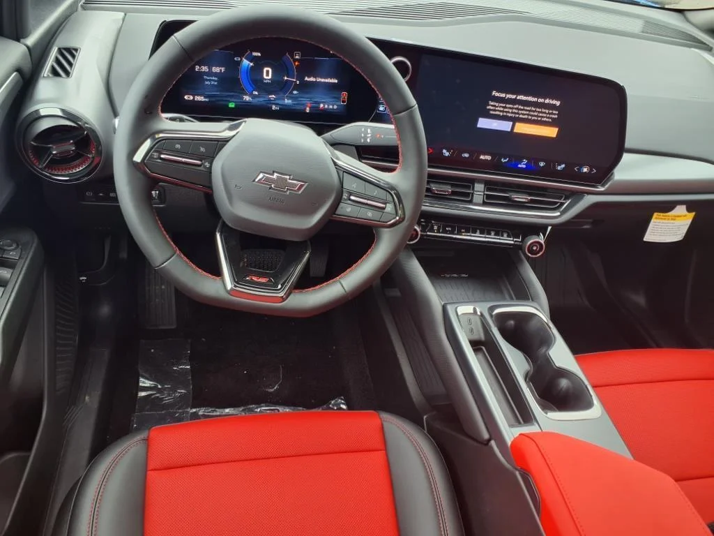 2025 Chevrolet Equinox EV RS - Photo 8