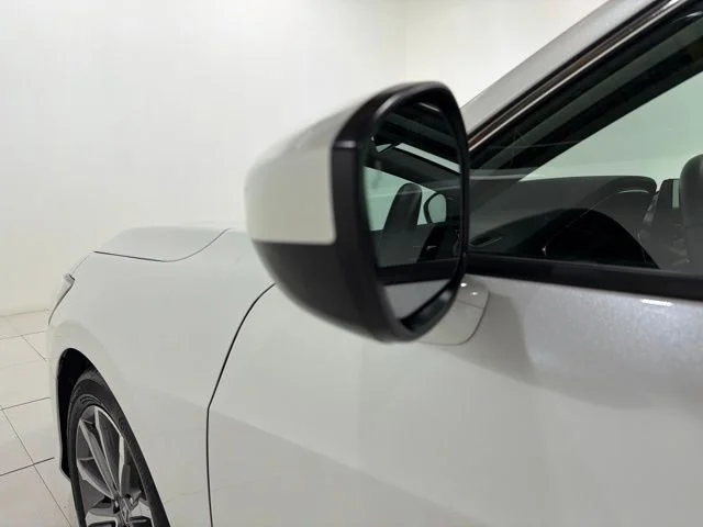 Certified Used 2024 Platinum White Pearl Acura INTEGRA image 9
