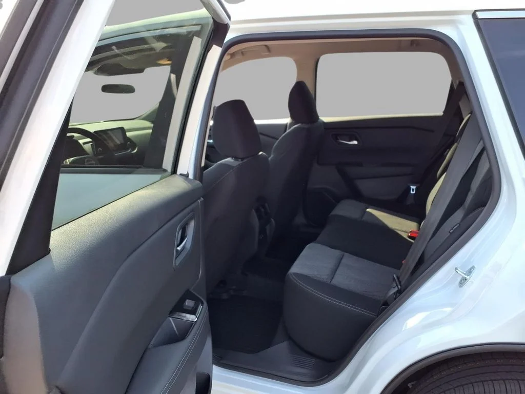 New 2026 Everest White Pearl TriCoat Nissan SV image 22