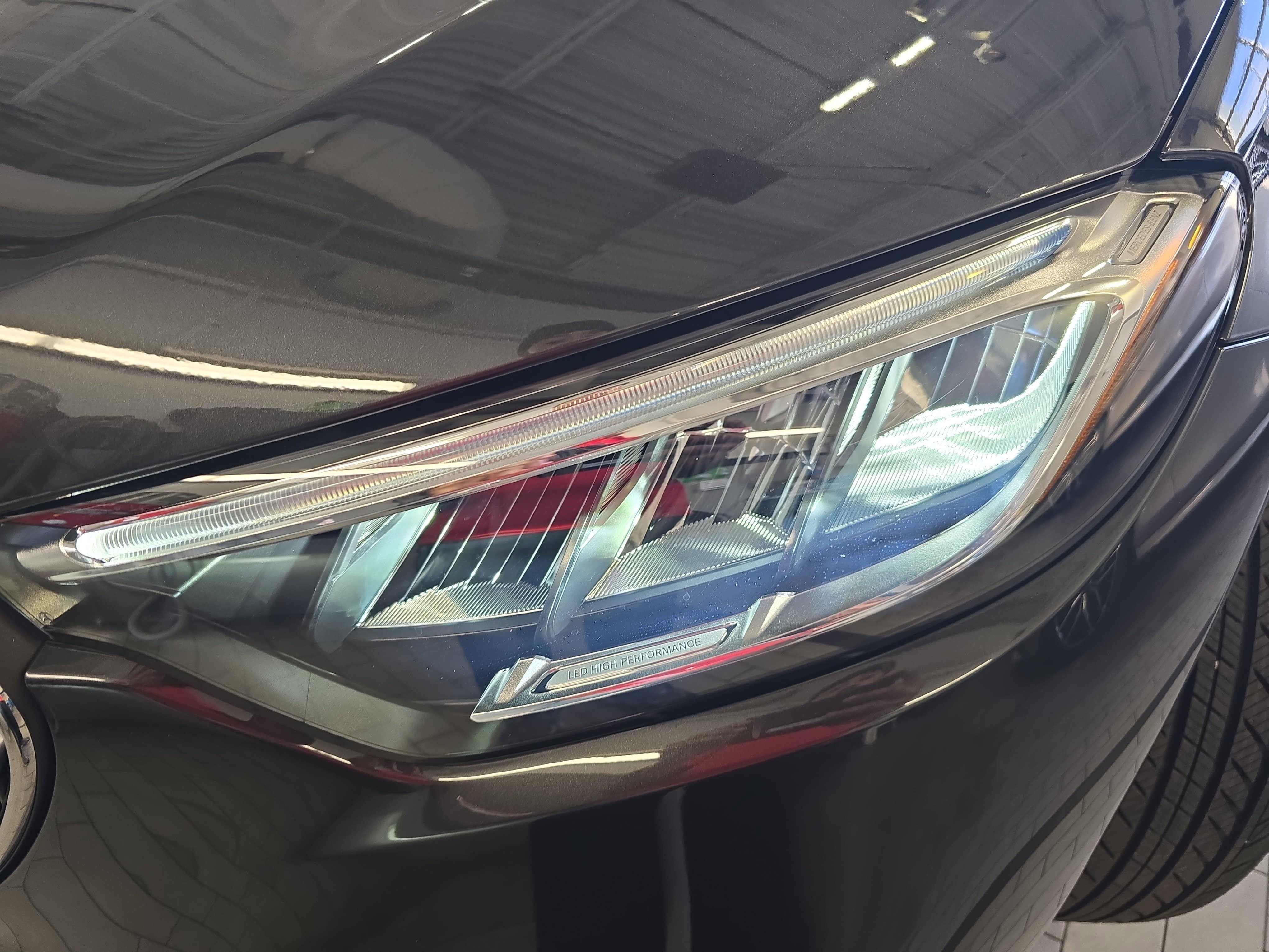 New 2026 Graphite Grey Metallic Mercedes-Benz GLC300 image 33