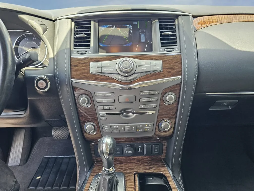 Used 2018 Gun Metallic Nissan SL image 60