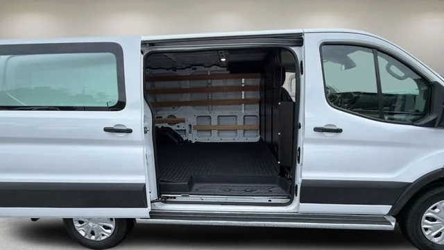 Used 2025 White Ford Base image 37