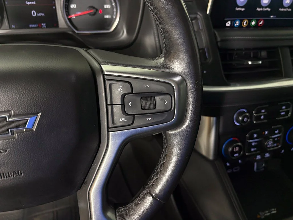 Used 2021 Gray Chevrolet Z71 image 22