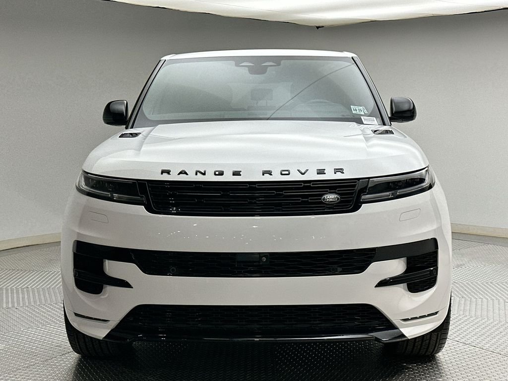 Used 2025 Santorini Black Metallic Land Rover Dynamic SE image 16