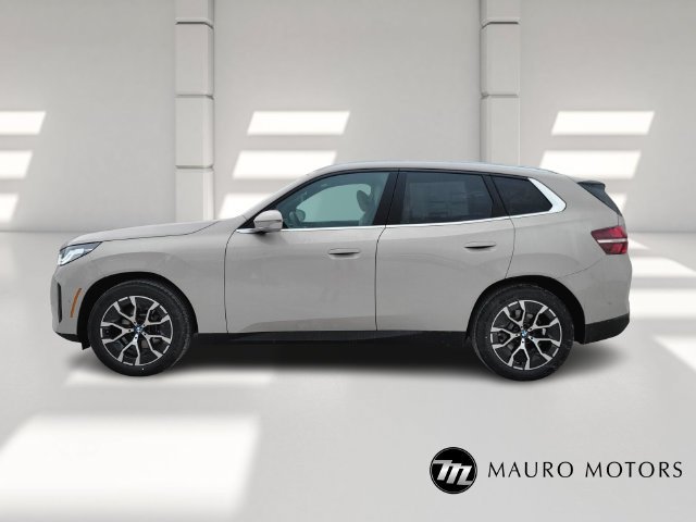 Used 2026 Beige BMW 30 xDrive image 5