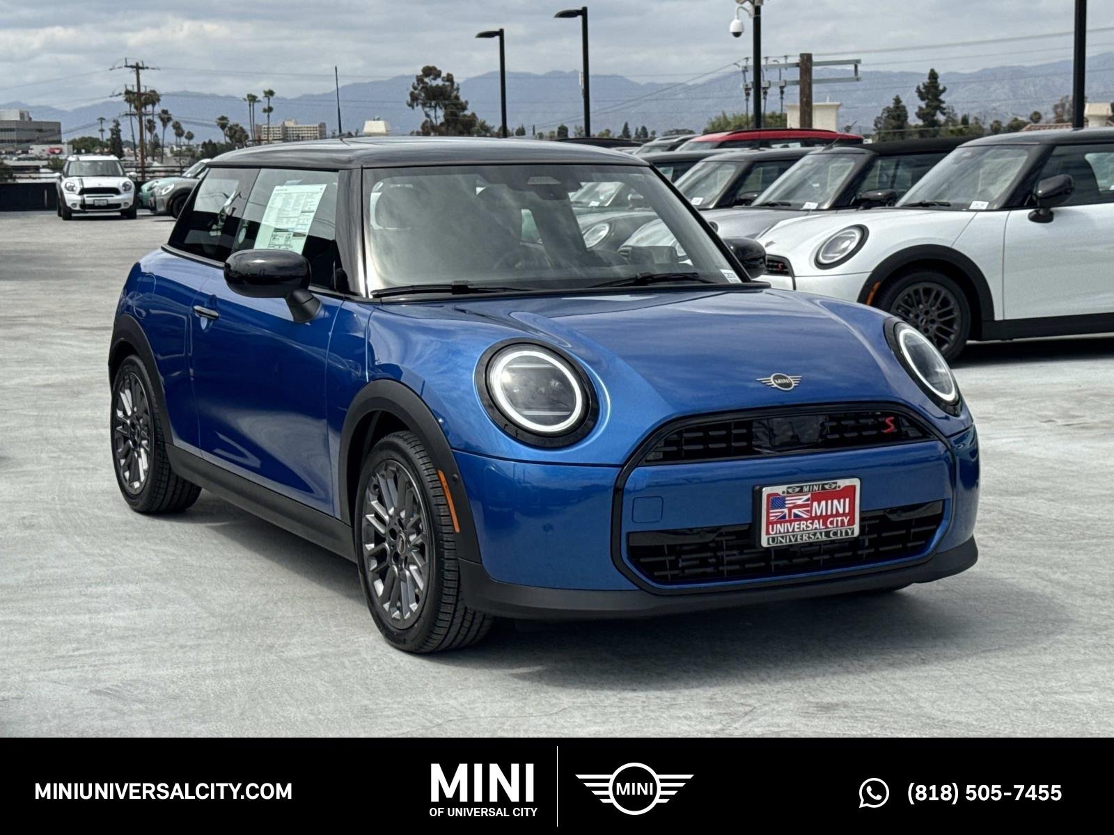 2026 MINI Hardtop Cooper S Signature's photo