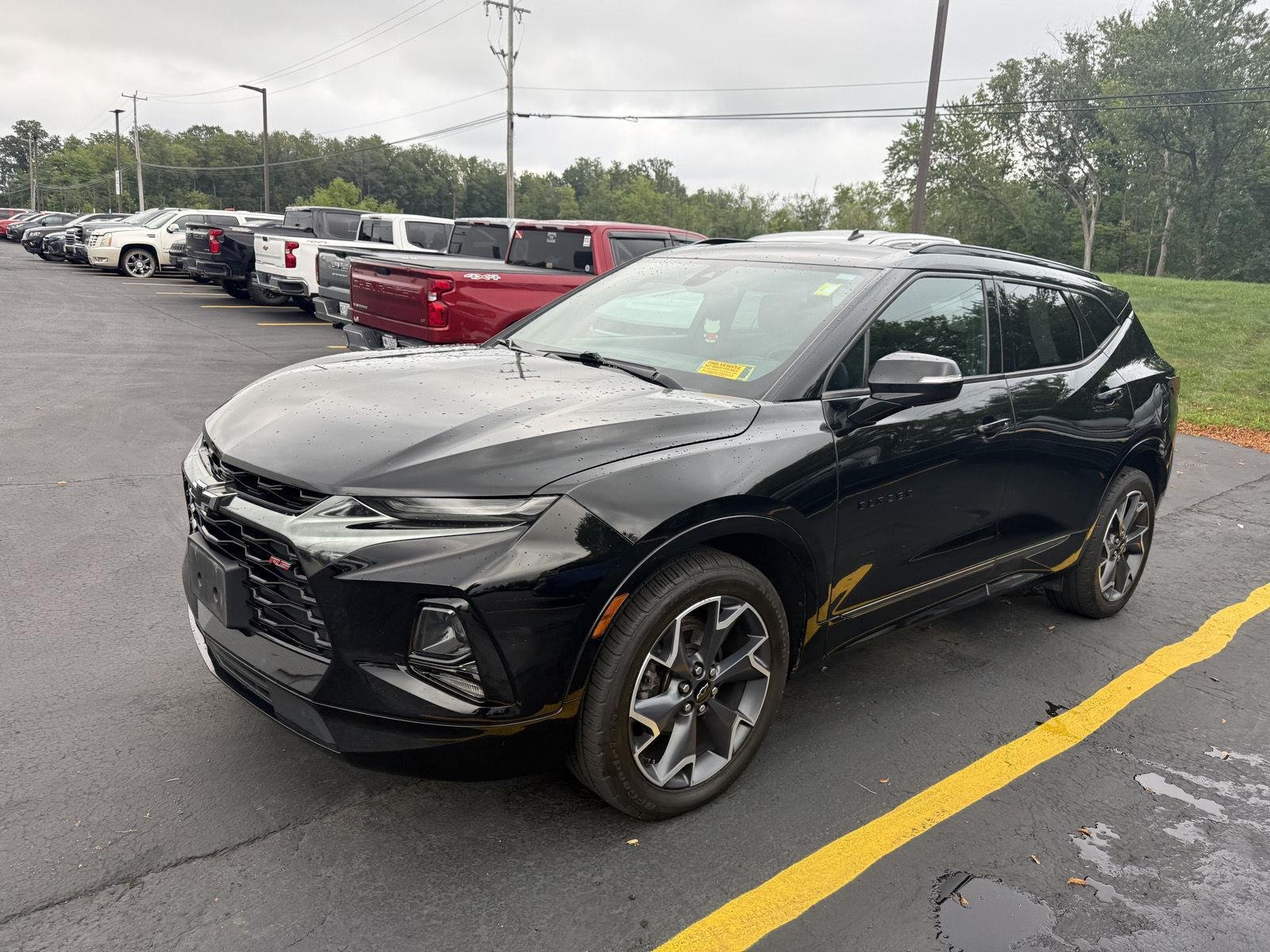 Used 2021 Black Chevrolet RS image 3