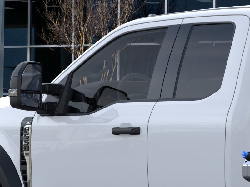New 2026 Oxford White Ford F-550® XL image 20