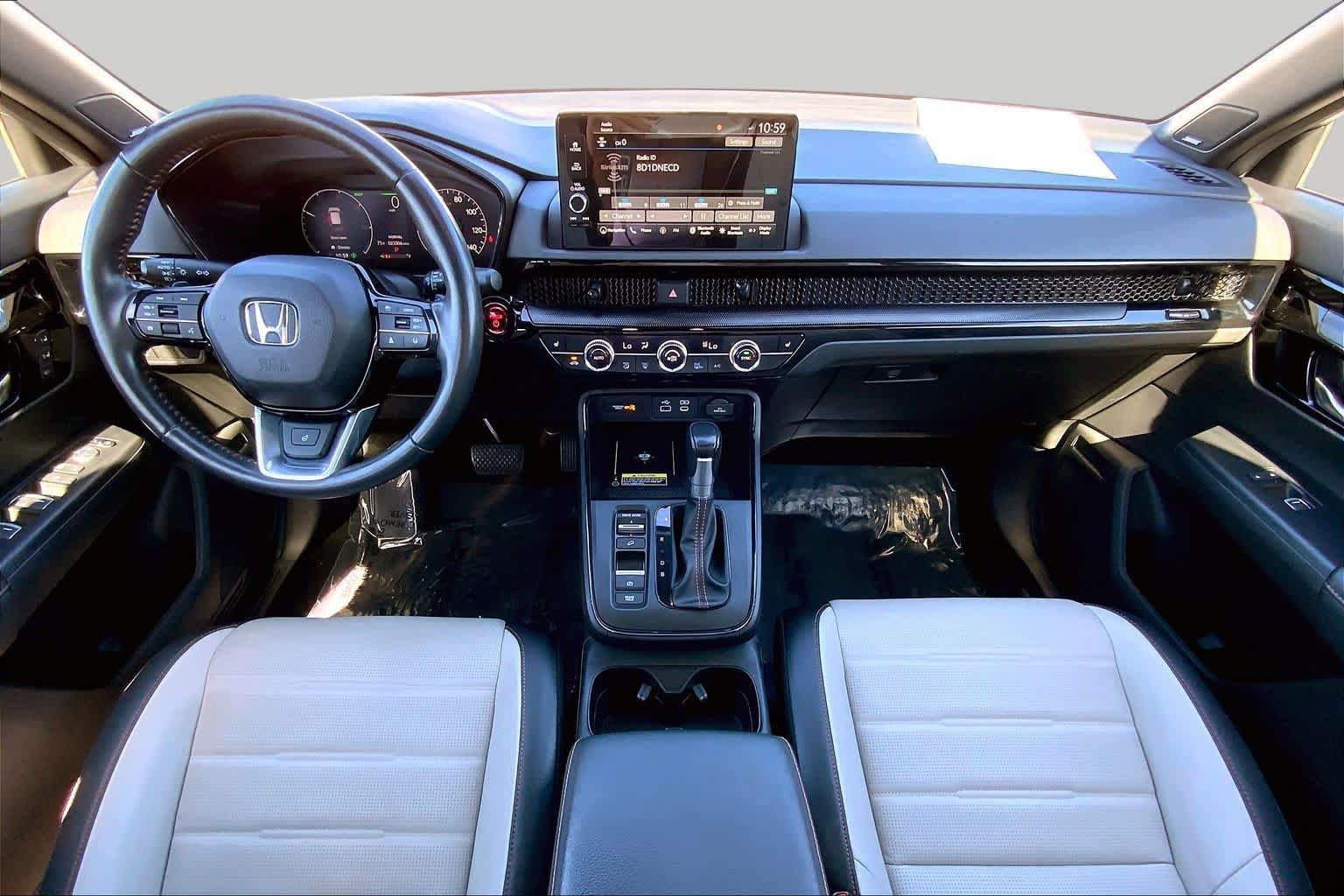 Used 2024 Meteorite Gray Metallic Honda Sport Touring image 15