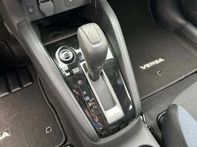 2025 Nissan Versa Sedan SV - Photo 21