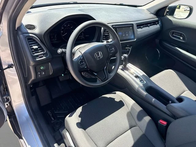 Used 2020 Silver Honda EX image 12