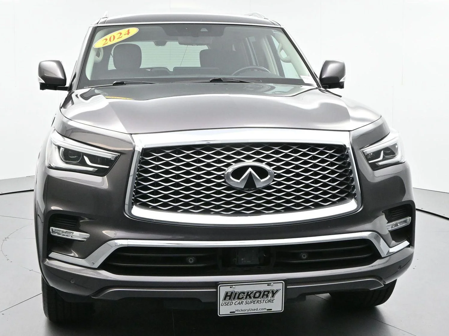 Used 2024 Anthracite Gray INFINITI LUXE image 2