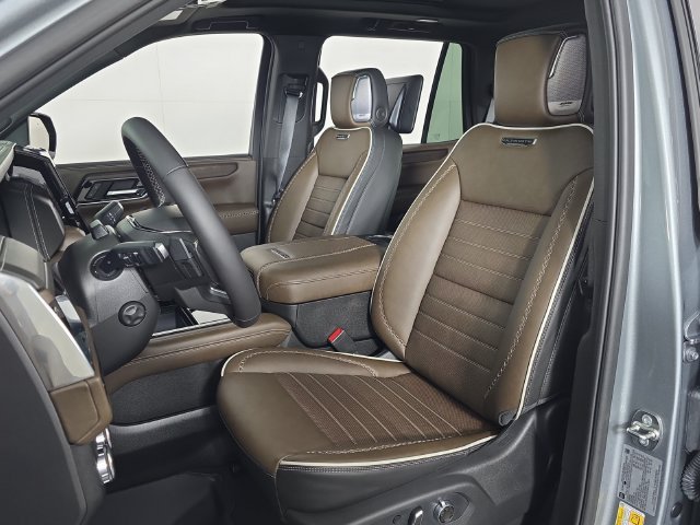 Used 2026 Sterling Metallic GMC Denali Ultimate image 25