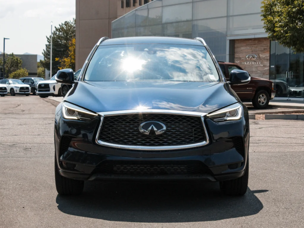 Used 2024 Hermosa Blue INFINITI LUXE image 2