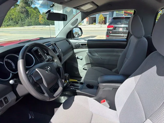 Used 2012 Red Toyota Base image 9