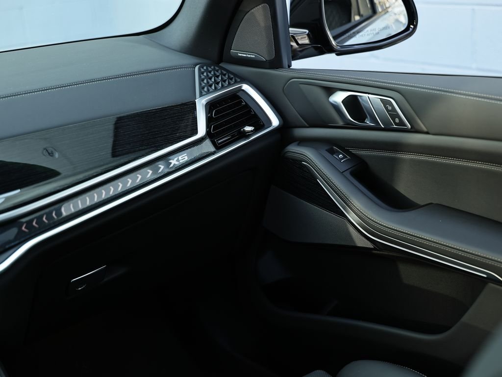 New 2026 Brooklyn Grey Metallic BMW xDrive50e image 30