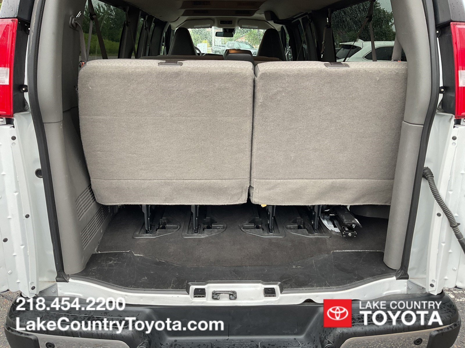 Used 2025 White Chevrolet LT image 11